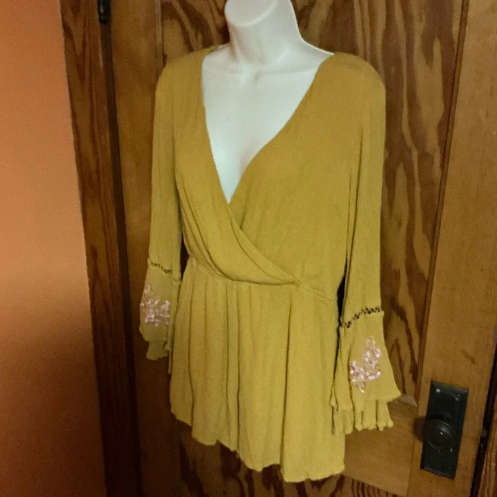 Miami Gold Boho Long Sleeve V Neck Romper - Picture 10 of 11